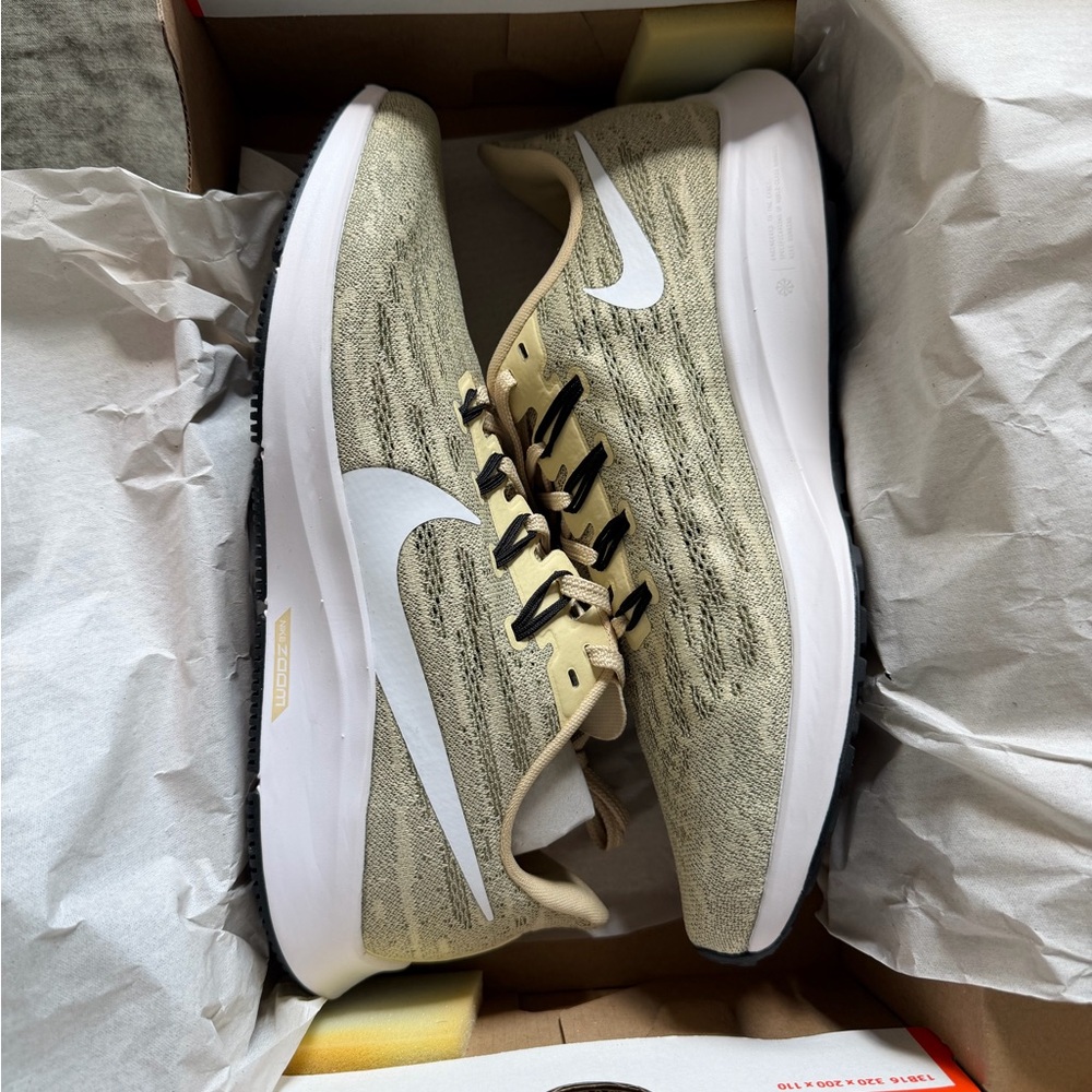 Brand new! Nike Men’s Air Zoom Pegasus 36